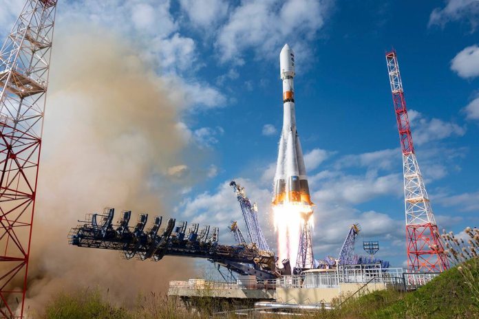 La missione russa Luna 25 è in rotta per la Luna