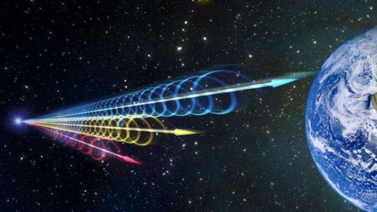 Rilevato un nuovo Fast Radio Burst diverso dagli altri, lampi radio veloci