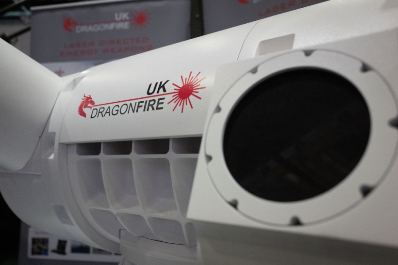 Il sistema d’arma DragonFire è il risultato di un investimento di 100 milioni di sterline (126 milioni di dollari) da parte sia del Ministero della Difesa che di partner industriali