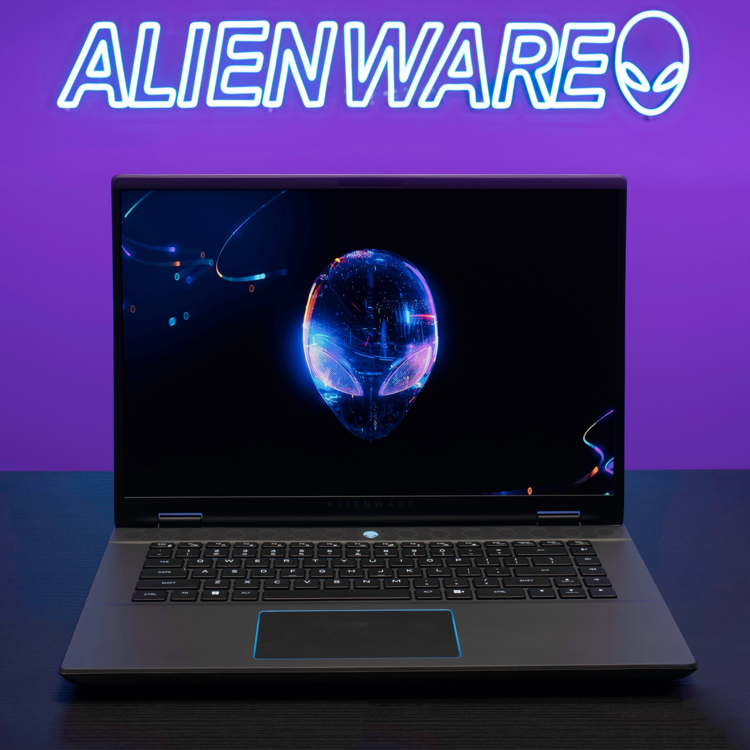 Alienware m16 R2
