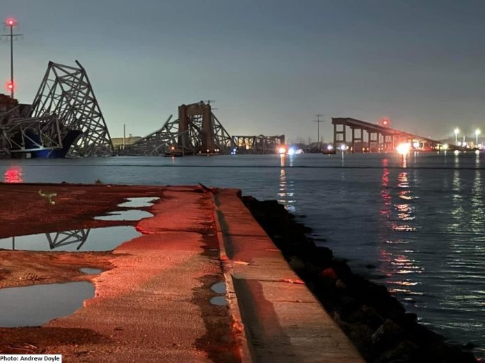 Ultim'ora: crolla il ponte di Baltimora dopo la collisione di una grande nave