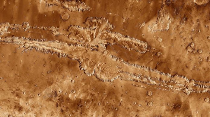 Marte: la formazione del gigantesco canyon di Valles Marineris