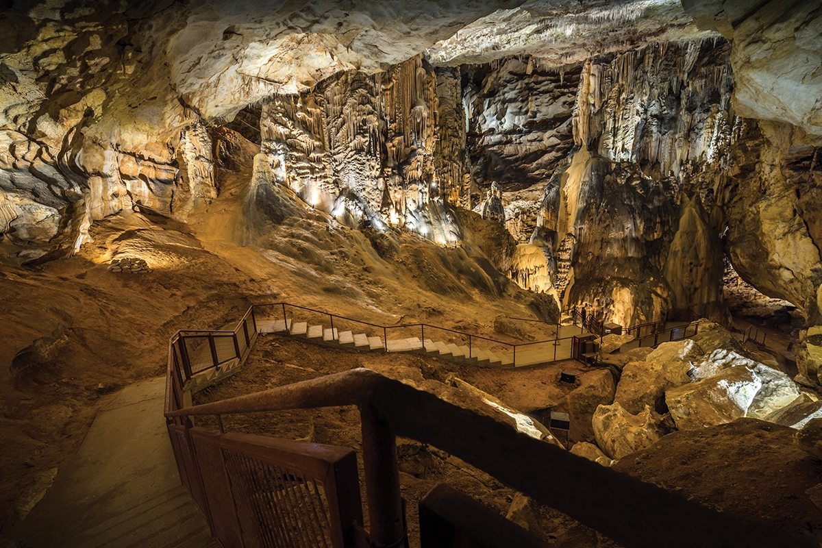 grotta Saint Marcel