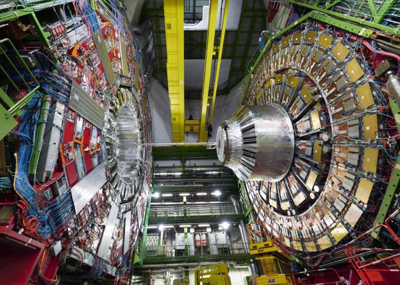 I ricercatori dell'Università di Rochester hanno una lunga storia di lavoro al CERN come parte della Compact Muon Solenoid (CMS) Collaboration, tra cui aver svolto ruoli chiave nella scoperta del bosone di Higgs nel 2012. Crediti: Samuel Joseph Hertzog; Julien Marius Ordan