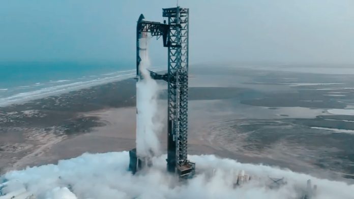 Starship 8, esplosione in volo: Musk su tutte le furie apre le indagini sui motori Raptor