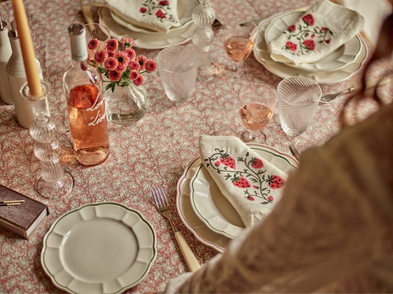 luxury tableware wedding gifts The Wedding Present Company hero 1 768x576