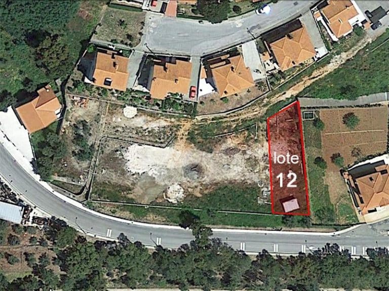 Conjunto de 7 lotes de habitação na Pampilhosa da Serra