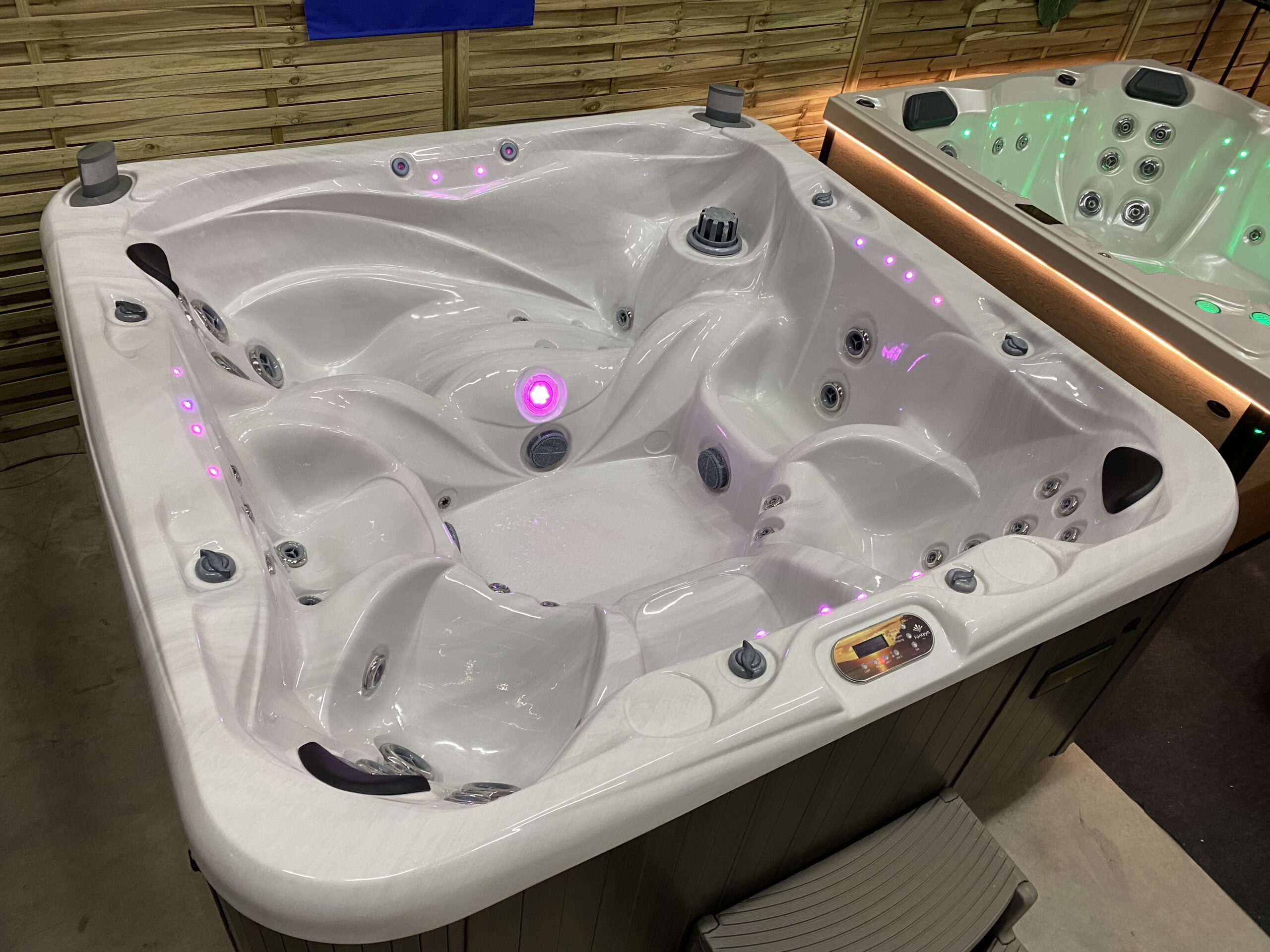 Tweedehands jacuzzi's | Relaxation Spa's