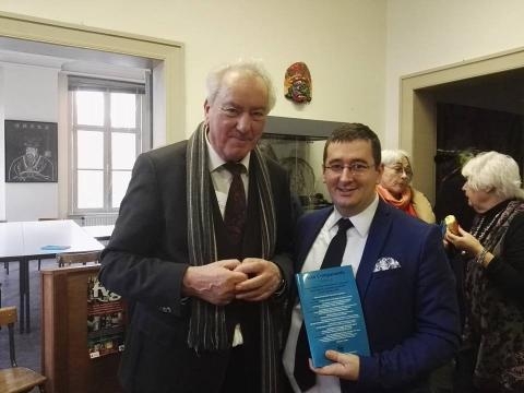 La Facultad de Estudio Comparado de la Religión lanza libro sobre Scientology
