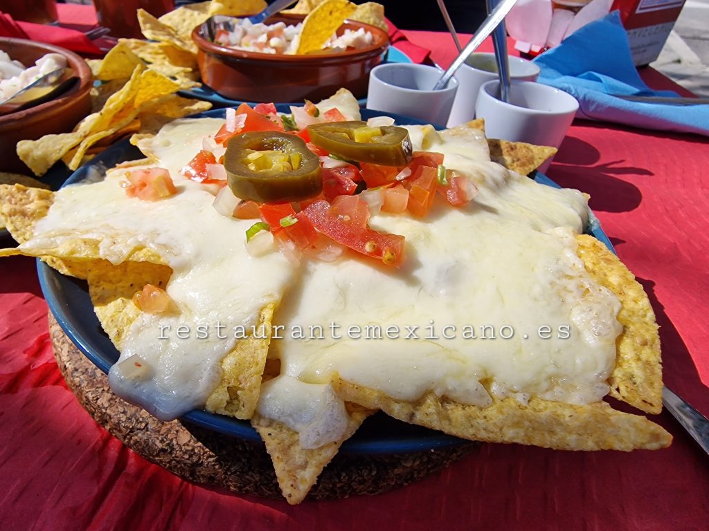 Nachos con queso