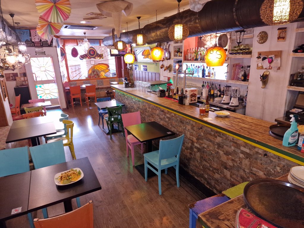 Barra de restaurante mexicano