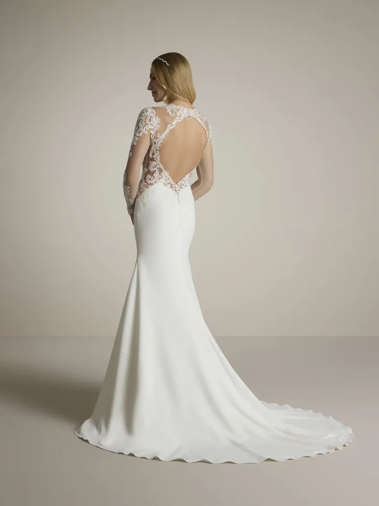 LA PERLE BY CALLA BLANCHE Robes de mariee romantiques bohemes et modernes