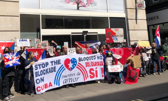 Picket of HSBC, Oxford Street, London 30 April 2022 (photo: FRFI)
