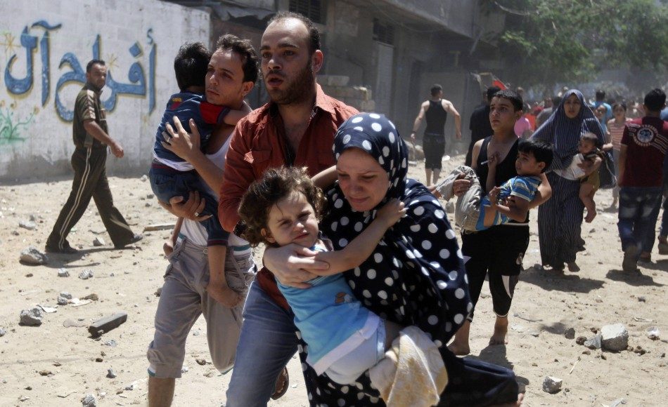 A family of Palestinians flee from danger in Gaza