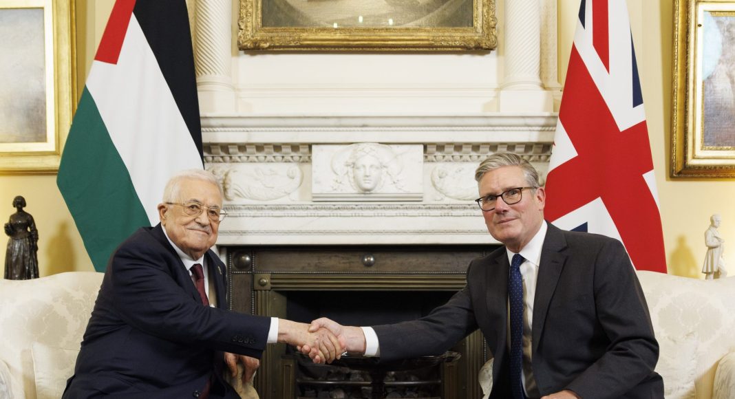 Prime Minister Keir Starmer meets with President of the Palestinian Authority Mahmoud Abbas (photo: No 10/Flickr)