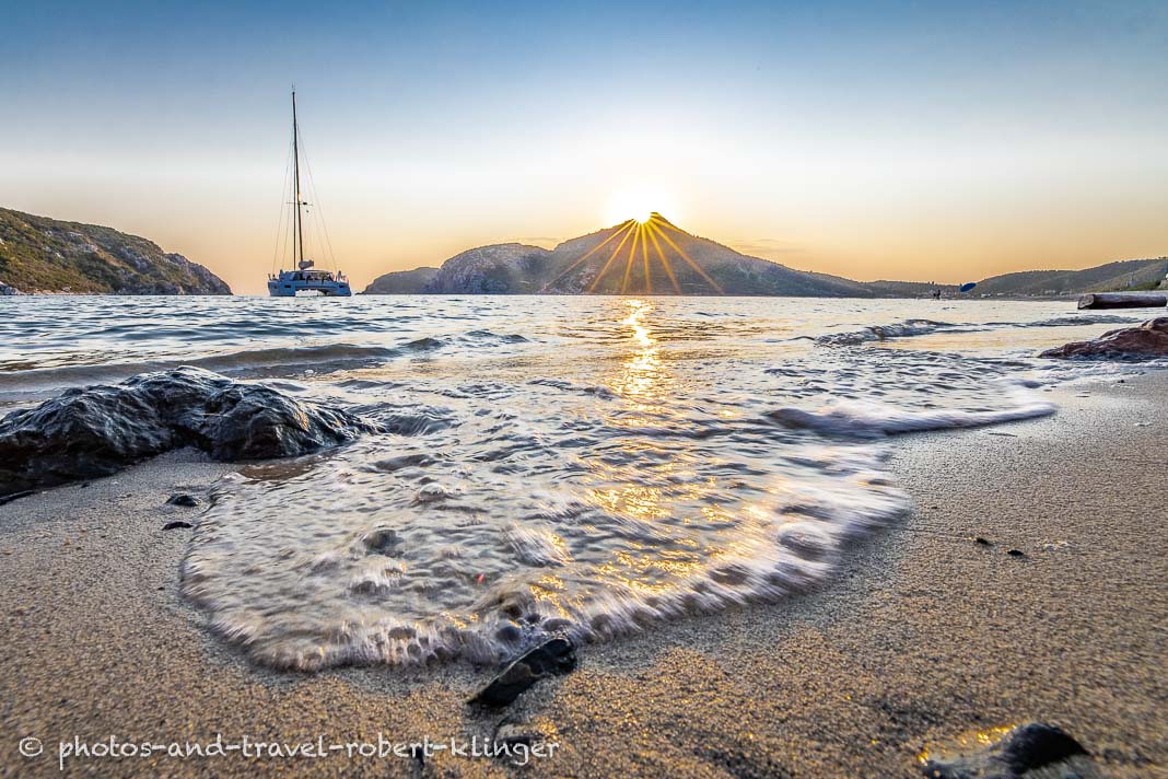 Sonnenuntergang auf Sithonia in Griechenland