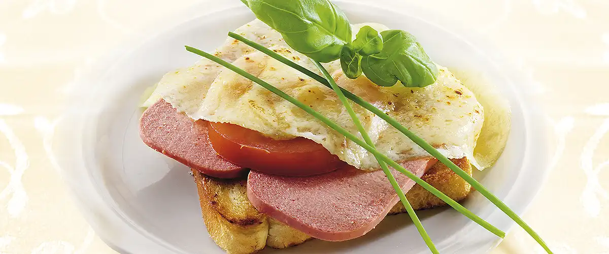 Grilled toast, Robert Chicken Luncheon Meat