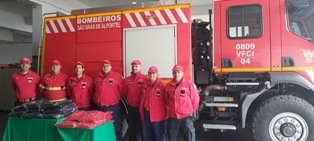 <div style='text-align:center;'><strong>Uniforms for São Brás Bombeiros</strong><br>Supporting our local community</div>