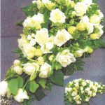 NR 16 romantische druppelvorm met rozen 120 euro