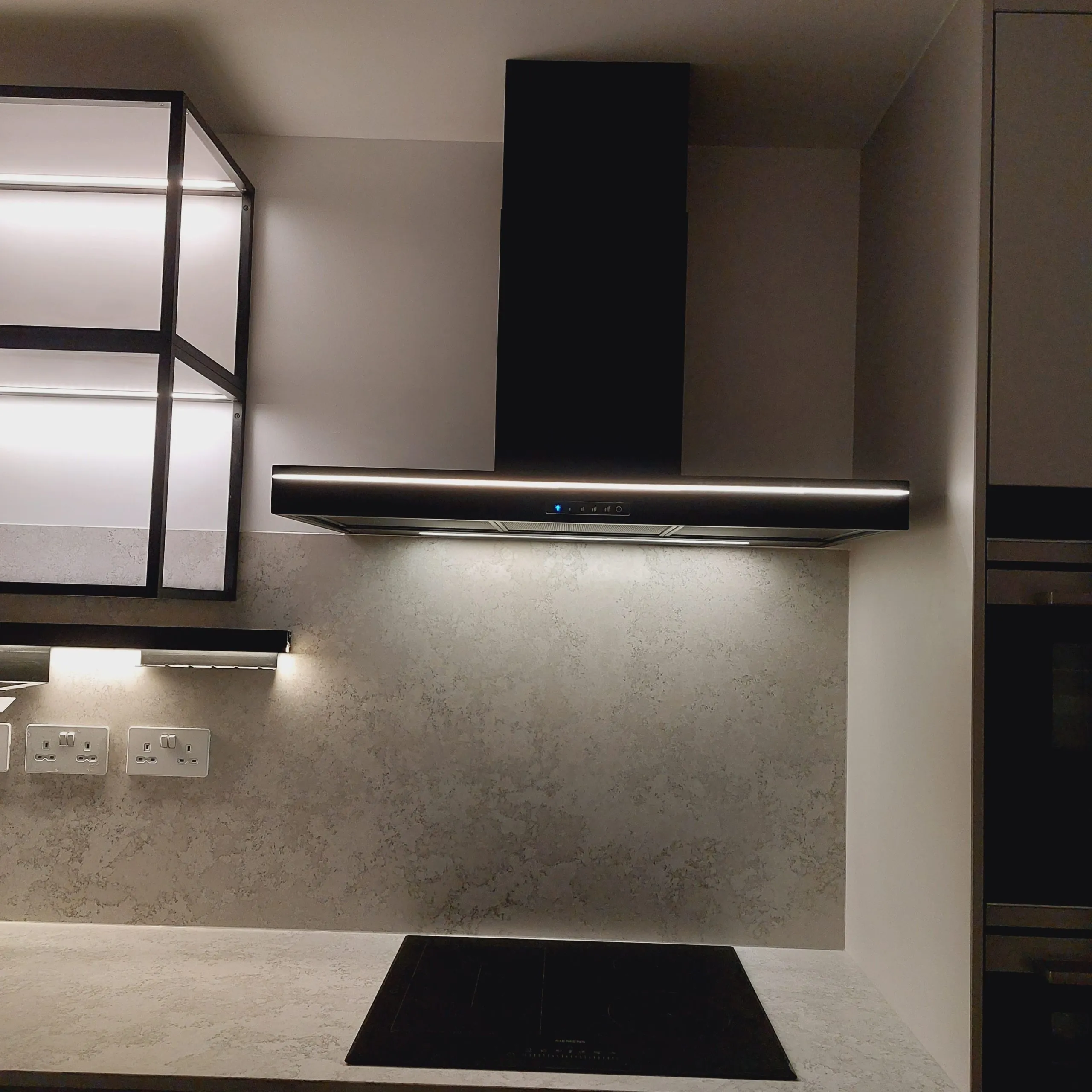 image001 Royale Installation | The No. 1 kitchen installation services in London