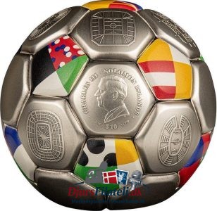 Få UEFA’s officielle 360° fodboldmønt for EM 2024
