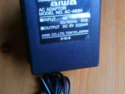 AIWA AC/DC AC-A62H 6V 300mA Strømadapter / Lader