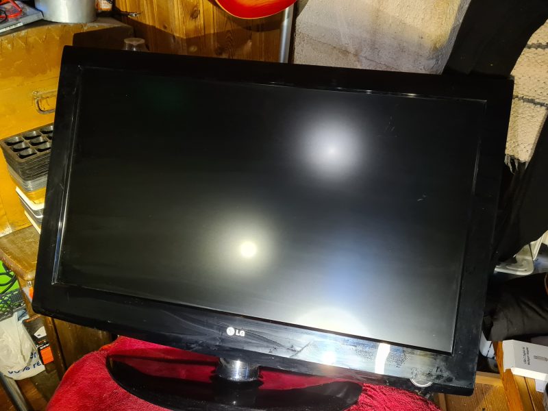 LG 37" Monitor / TV uten fjernkontroll