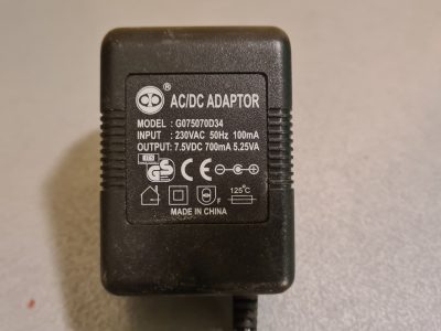 AC DC Adapter 7,5VDC 700mA 5,25VA