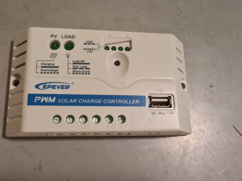 EPEVER Laderegulator 12-24V 10A