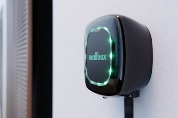 wallbox pulsar plus ladda din elbil hemma med vår elbilsladdare