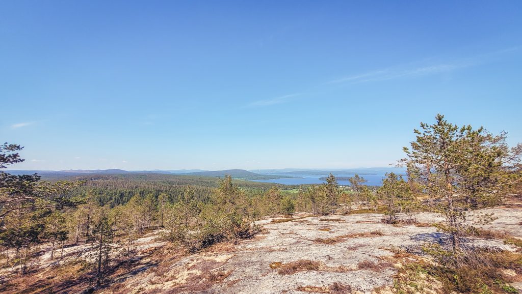 Vacker vu från toppen av Middagsberget