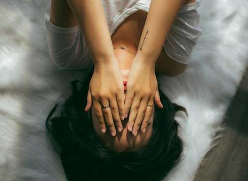 7 Stages of Grief: A Comprehensive Guide