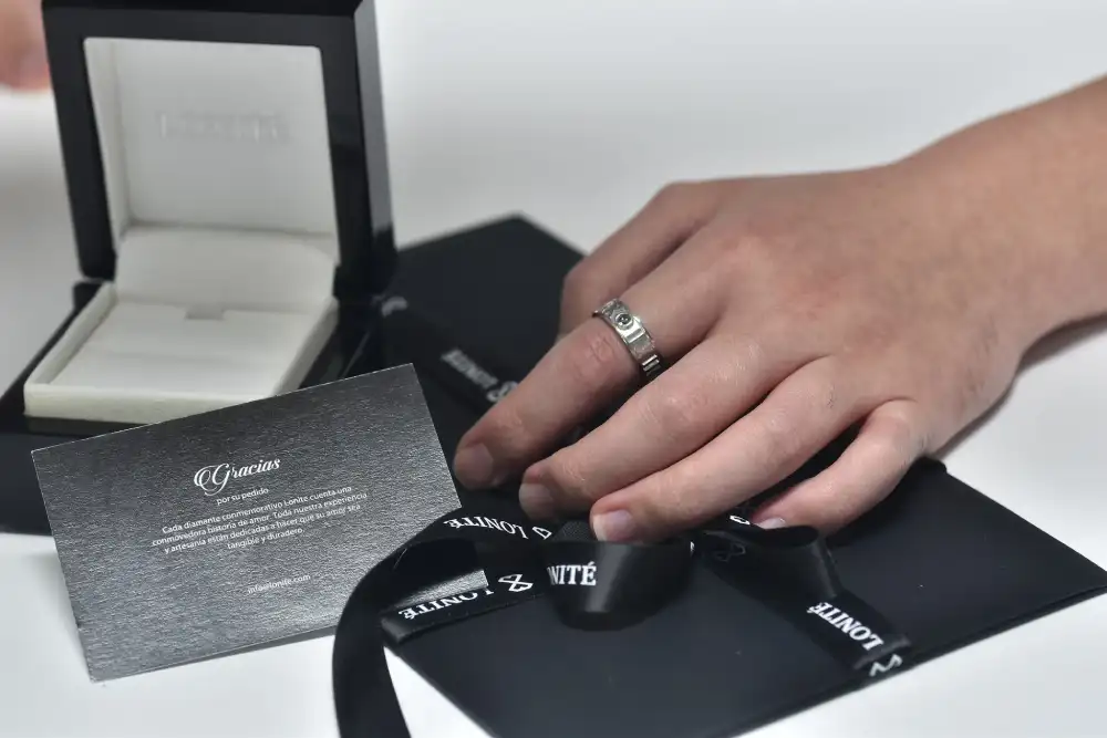 Memorial jewelry box