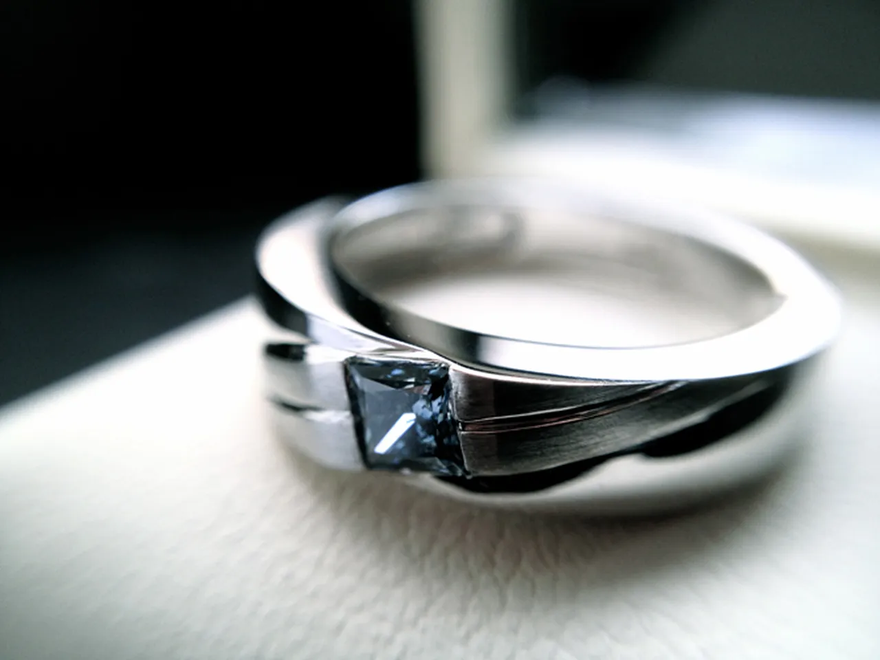 Memorial Ring