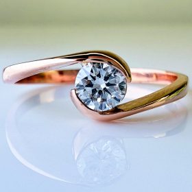 Ashes to Diamonds - Beautiful Golden Ring Design - Colorless Diamond