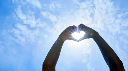 Stories of Healing: Real Families’ Experiences with Cremation Jewelry