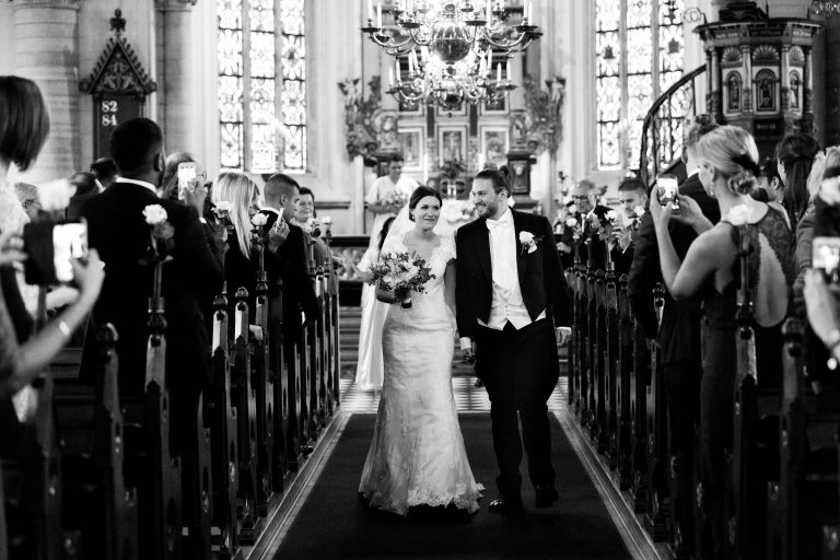 Vackert höstbröllop på Holmanäs gård – Stephanie & Joakim