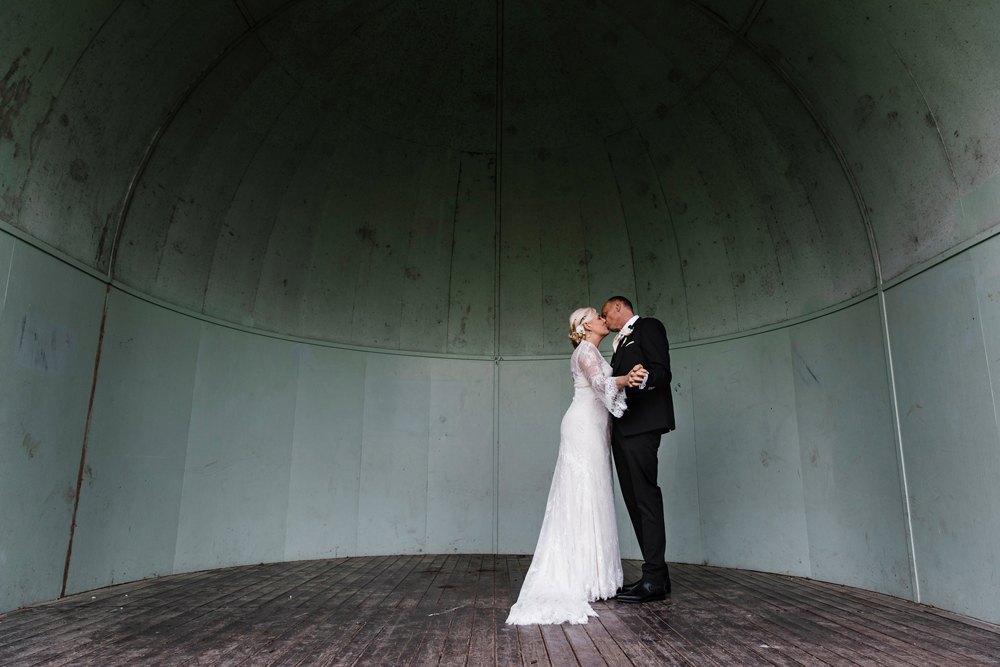 Bröllopsfotograf Helsingborg Rammlösa brunnspark