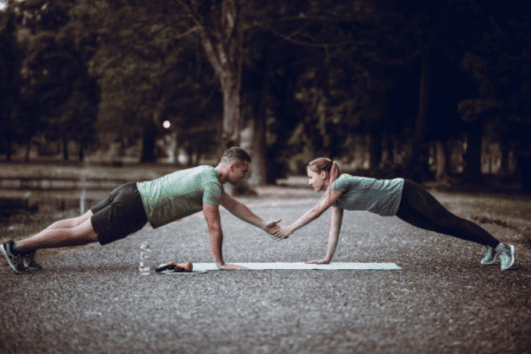 abdomen push-ups couple