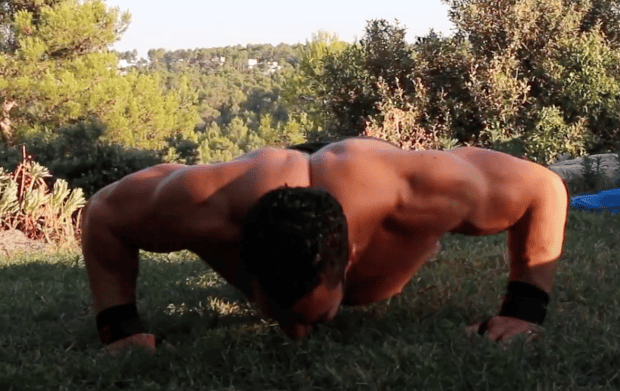 How many push-ups a day to get a muscular body?