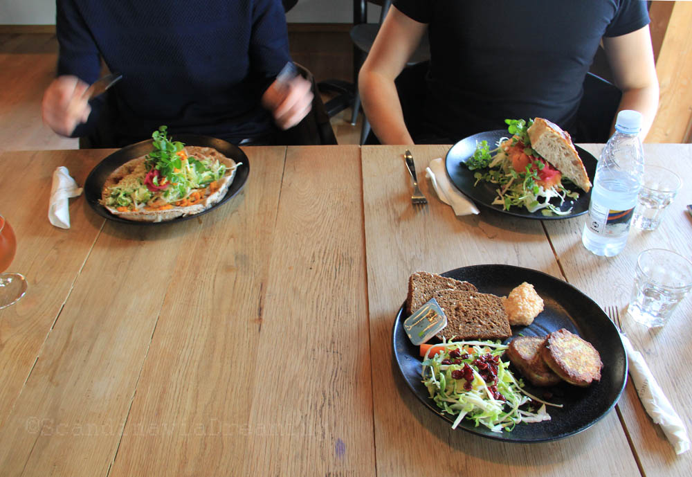 Déjeuner au café Knarr Roskilde