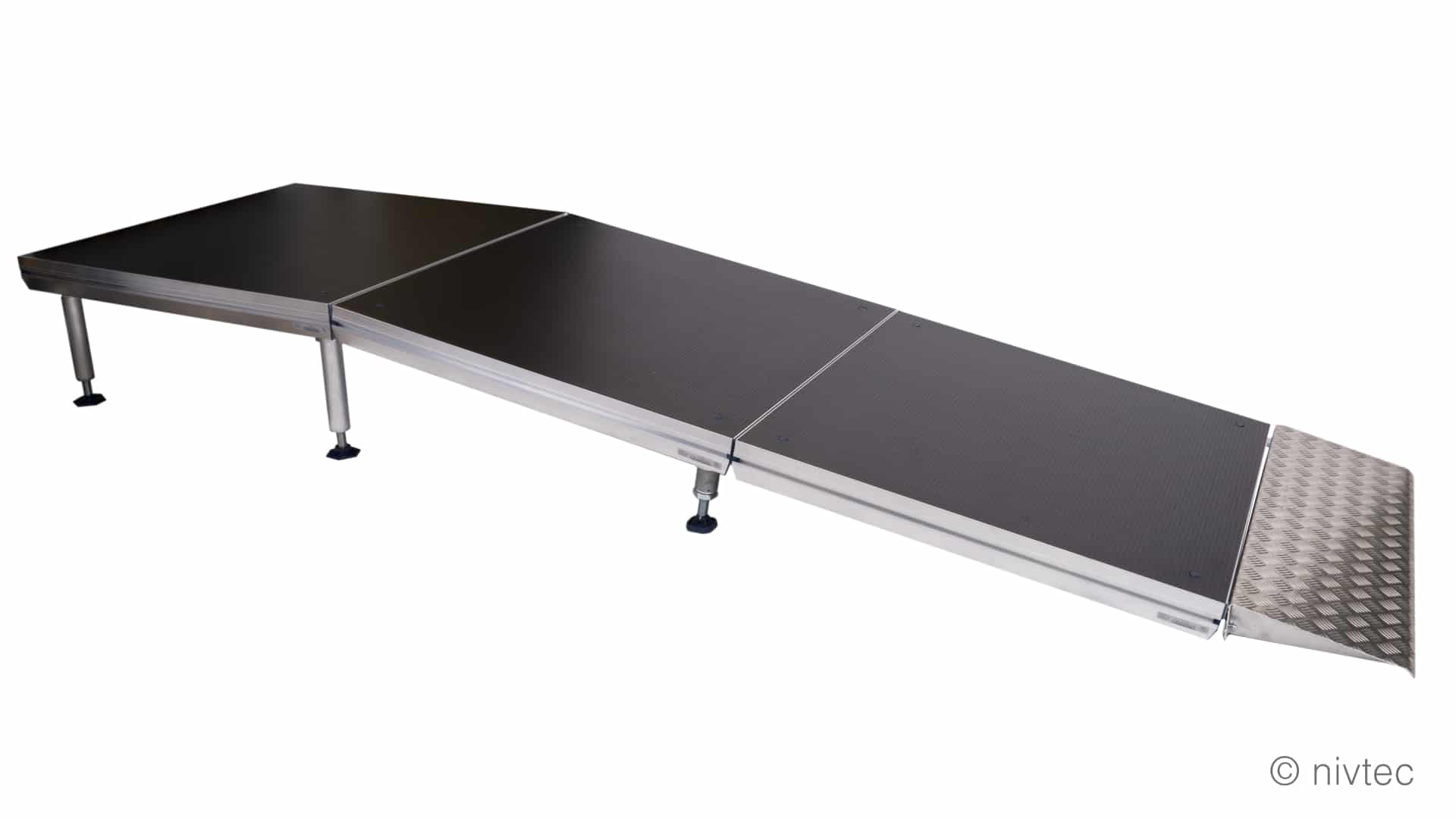 Nivtecs ramper är godkända för rullstolar och kan även användas som ramper för flyglar, pianon, högtalare med mera.