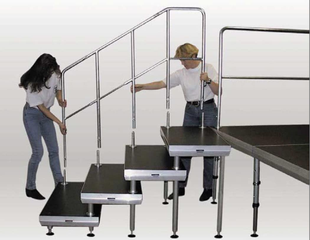 Det är enkelt att installera säkerhetsräcke i trappor och är godkänt av Dansk Teknologisk Institut.