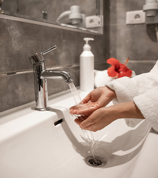 Particuliere schoonmaak badkamer