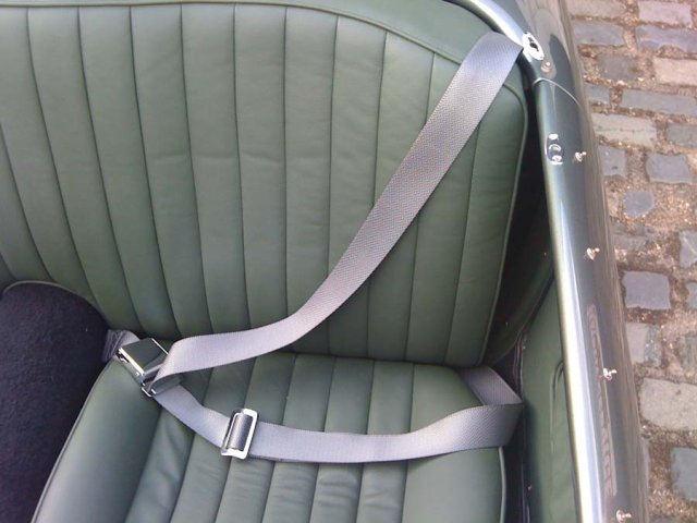 Classic Cars Seat Belts | Seat Belt Services