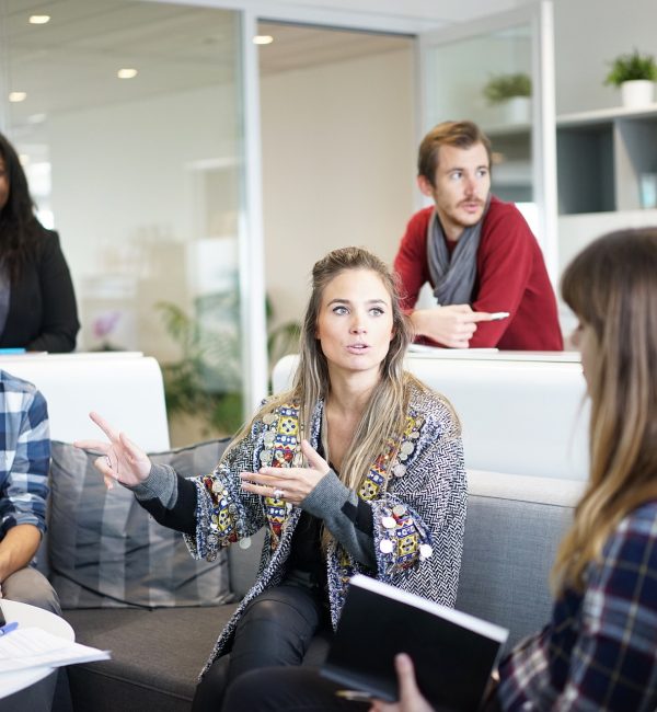 colleagues-brainstorming-ideas-at-work