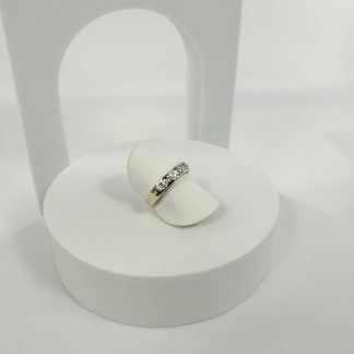 Anello in oro 750 con zirconi