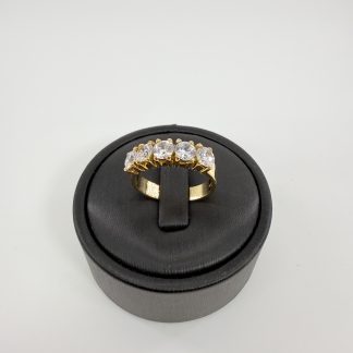 Anello in Oro Giallo con Cinque Zirconi