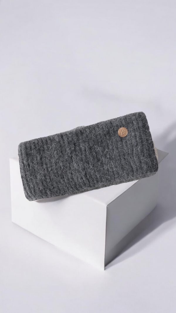 THE HEAD Dark grey