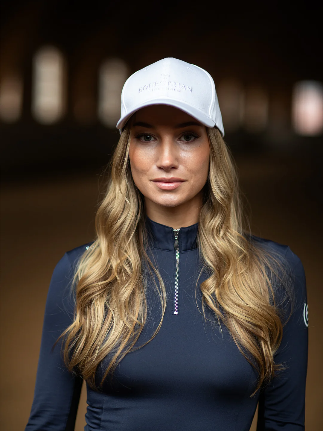 cap-white